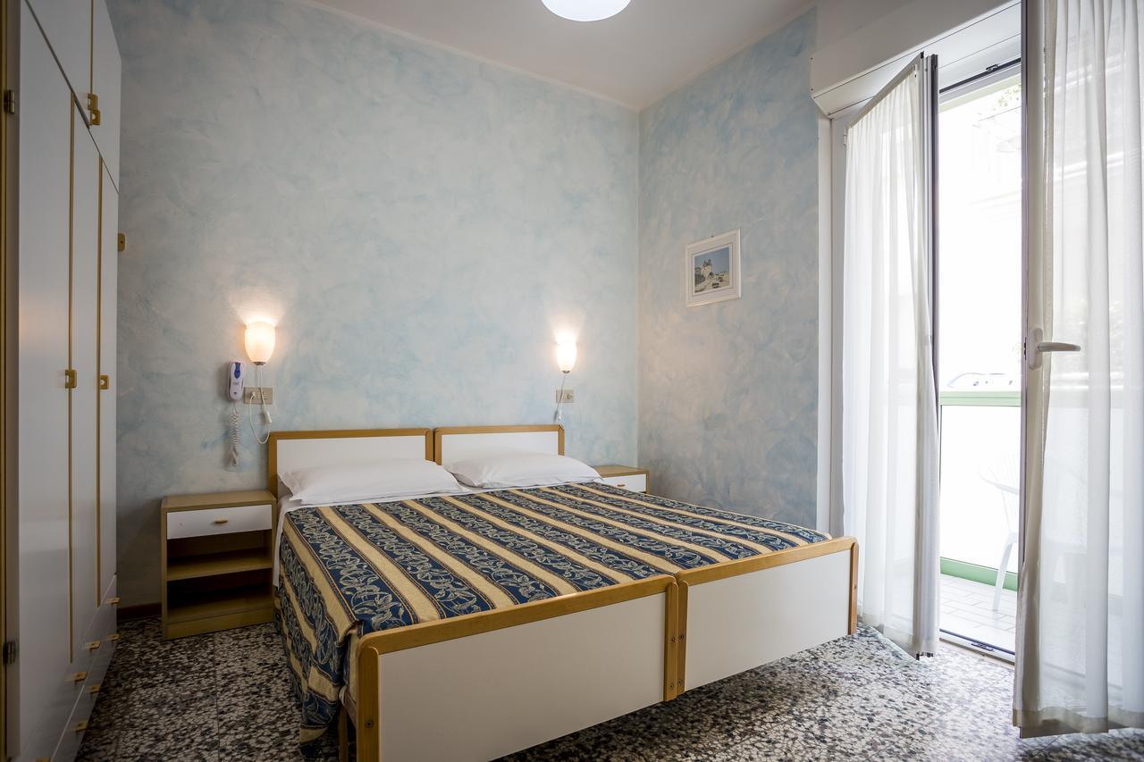 Costa Del Sole Only Room Milano Marittima Exterior foto