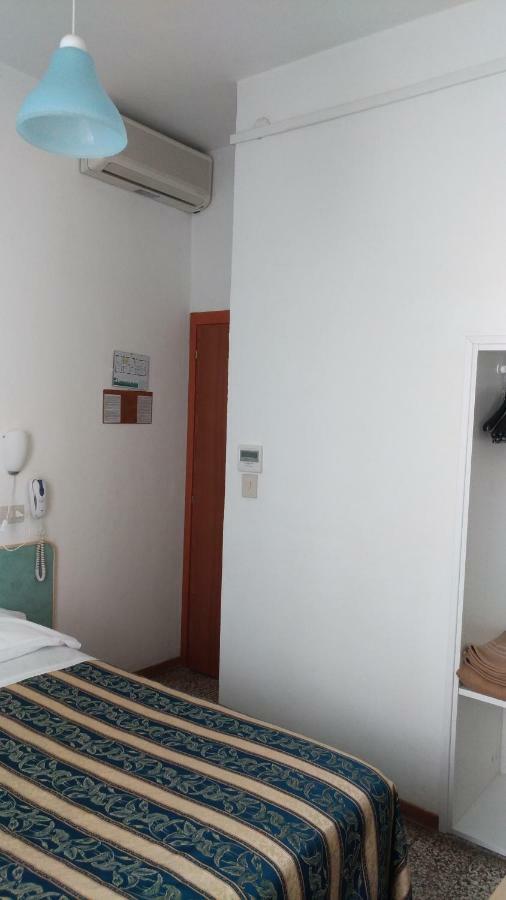 Costa Del Sole Only Room Milano Marittima Exterior foto